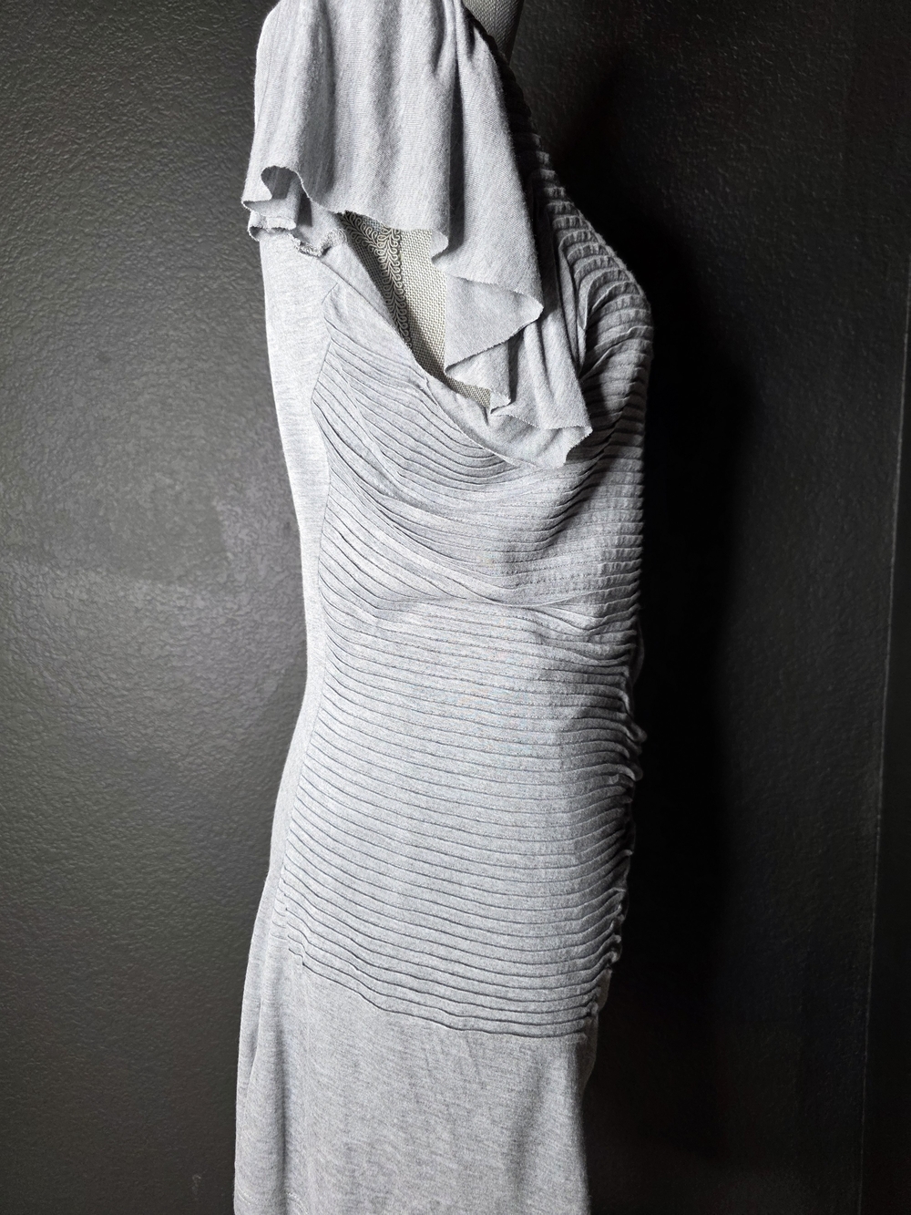 Guess NWT Gray Ruched One-Shoulder Women’s Dress. - Picture 5 of 10
